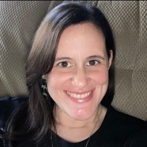 Meet your Posher, Paula